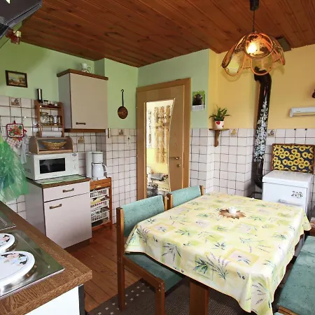 Idyllic Holiday In A Beautiful Location In Gail Valley Gundersheim